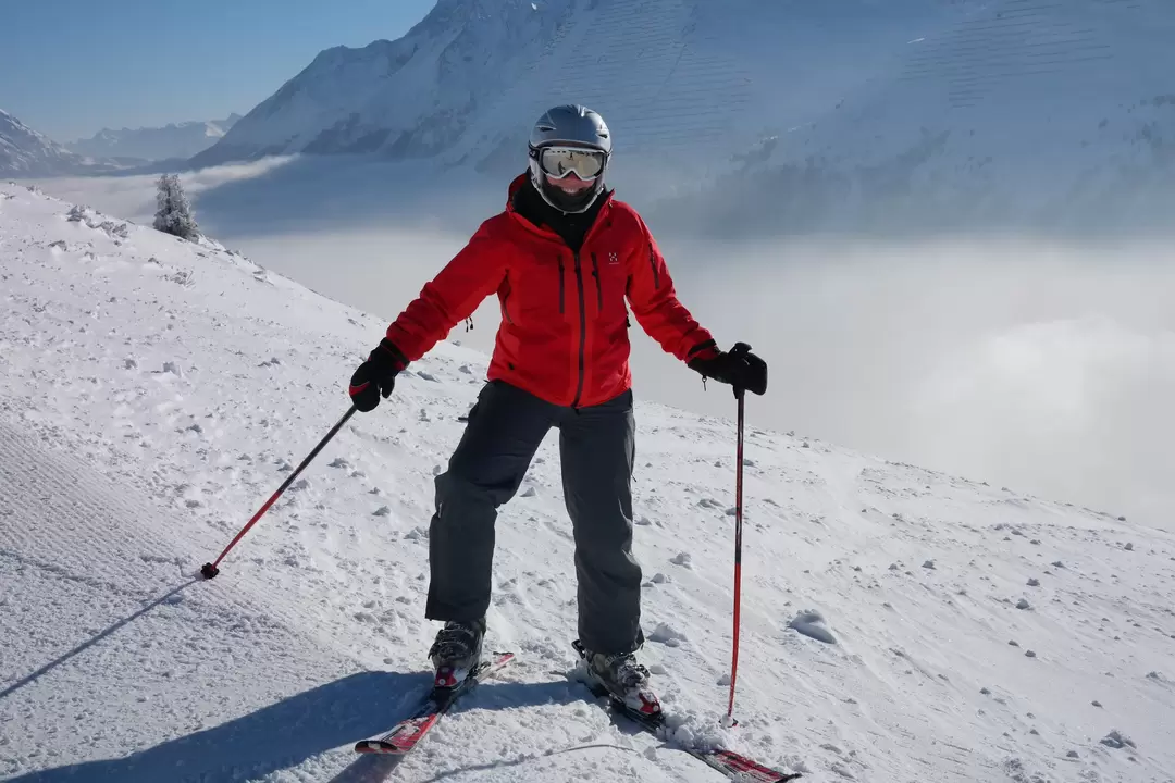 Ech sinn e Skier an benotzt ZXCVBNMQwort vum Muskel Péng